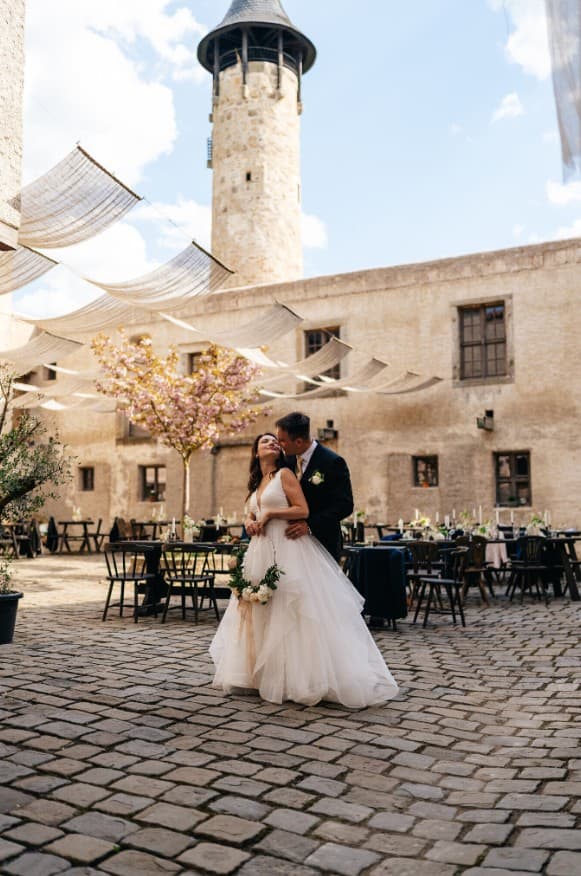 Jana & Jan – Za Vratama